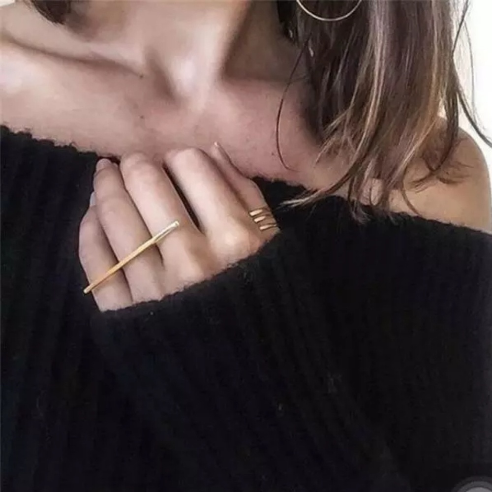 Gold Bar Ring